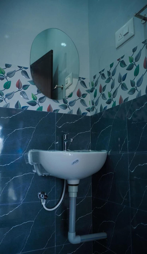 Bathroom 3, Kavitha Stay Inn, Namakkal