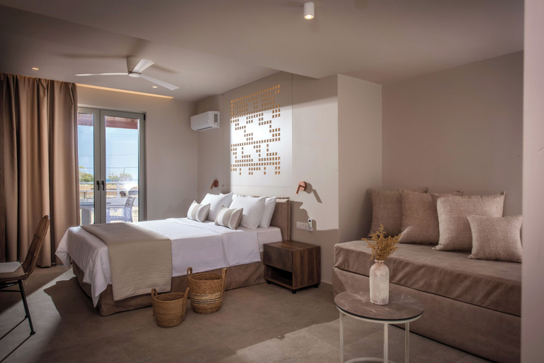 Living area 3, Ariadni apartments & suites, Crete