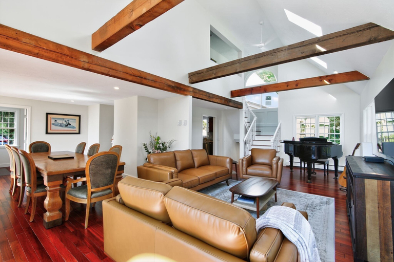 Interior 2, Ocean Views & Private Beach 3br Nature Escape 3 Bedroom Villa, Plymouth