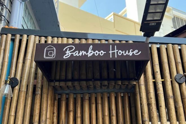 Exterior detail 5, Private Full-Floor Spacious 5 Bedrooms in China Town, Samphantawong