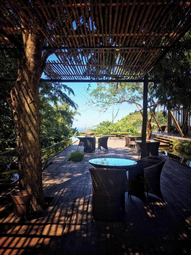 Living area 2, Sairu Hill Resort, Bandarbon