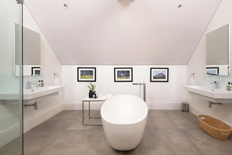 Room 5, Brookdale Estate - Manor House, Cape Winelands