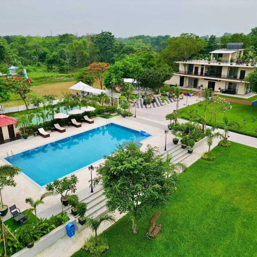 Pool 2, Garden Centre Resort, Gazipur