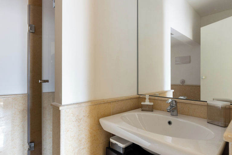 Bathroom, Eleganza in Centro a Cefalù by Wonderful Italy, Palermo