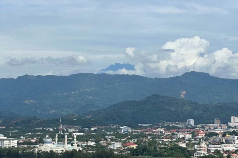 Miscellaneous 4, Deluxe 1BR/ Seaview and Mountain View with balcony, Kota Kinabalu