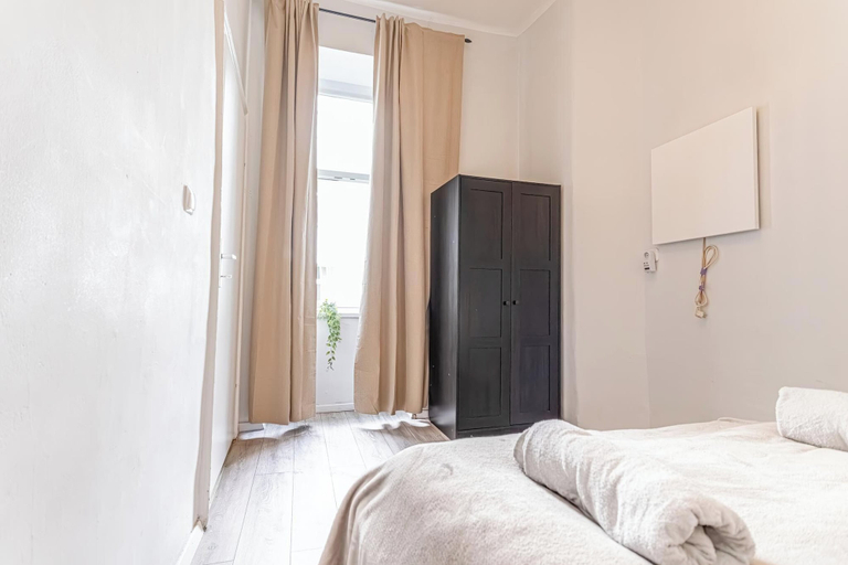 View from room, Cozy 2BR 1LR Apt Near Westbahnhof, Wien