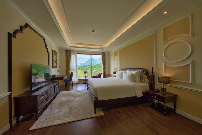 Room 4, Venusgiti Hot Spring Resort & Spa, Kim Bôi