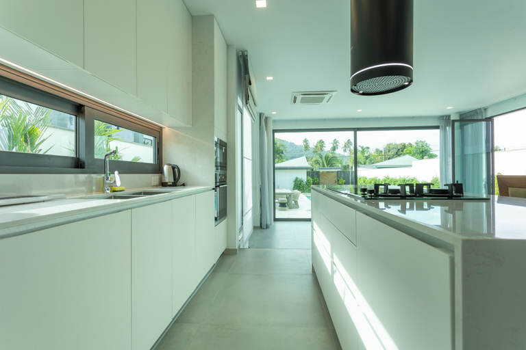 Private kitchen, 3BR Villa Hill Views Saltwater Pool V133, Pulau Phuket