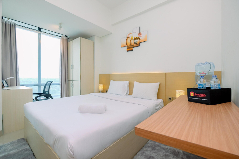 Interior, Cozy Stay Studio At Lrt City Bekasi Apartment, Bekasi