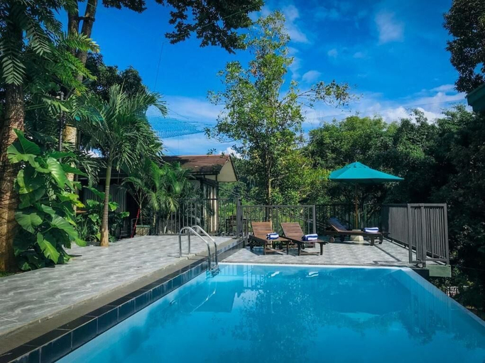 Pool, Hotel Fern Cliff, K.F.G. & G. Korale
