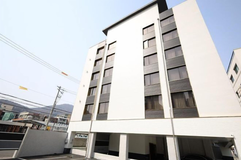 Exterior 2, Masan Den Basta hotel Gyeongnam Uni, Masan