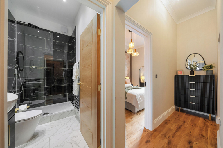 Bathroom 5, Cambridge Garden Apartments by Argyl, London