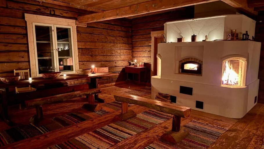 Others 5, Nivunki Village, Lapland