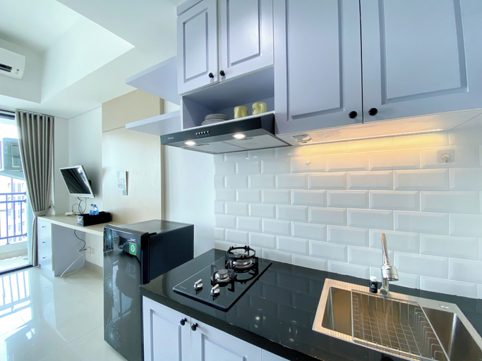 Private kitchen 4, White Toned Style Studio At Lrt City Bekasi Apartment, Bekasi