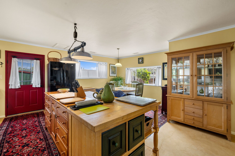 Room 2, Rock House Haven Retreat, Yavapai