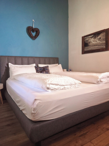 Bedroom 3, AGRITURISMO VALFRAJA, Trento