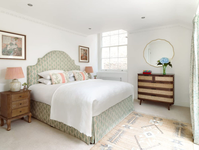 Room 4, Luxurious 3-bedroom Notting Hill, London