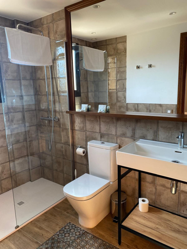 Bathroom 5, Hostal Mussols, Tarragona