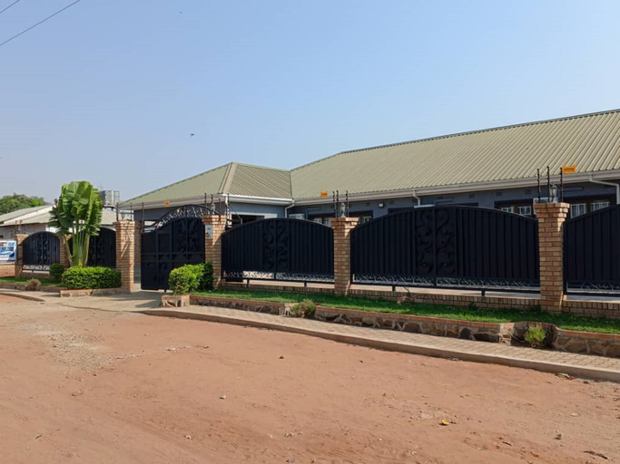 Exterior 5, North Stay Inn, Livingstone