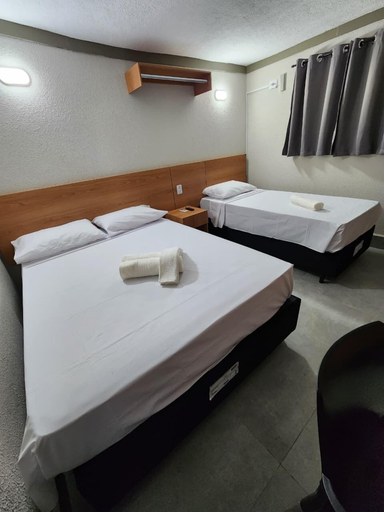 Room 4, Hotel Villa Real, Piratininga