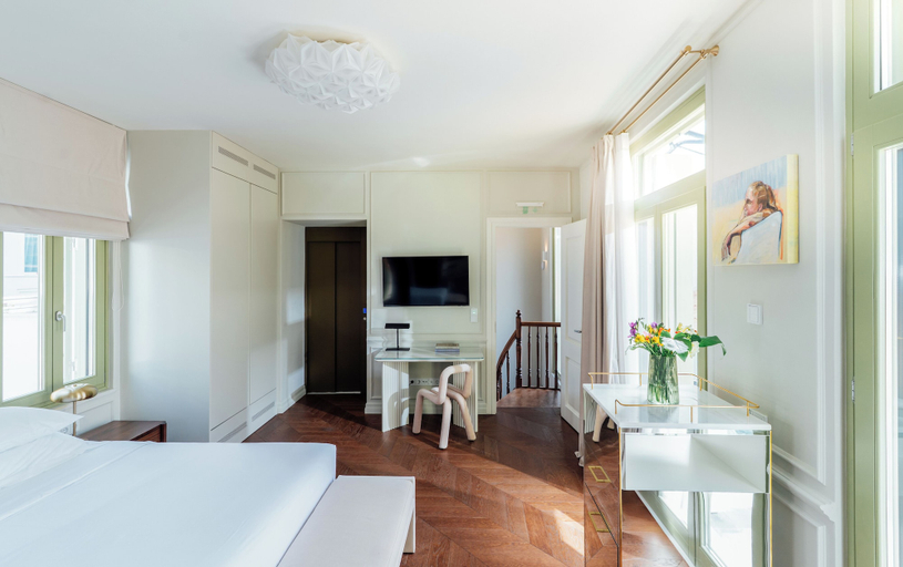 Bedroom 2, Nosteo, Attica