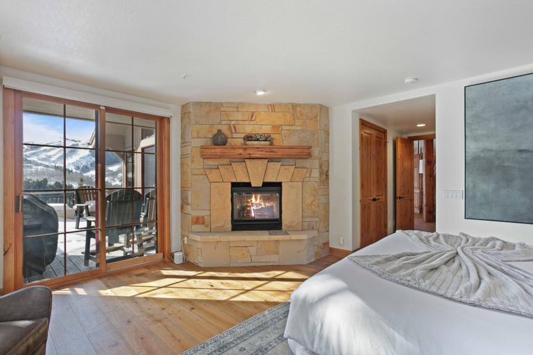 Room 4, 5 Bellemont - 5 Bedroom Private Home by Deer Valley Resort, Summit