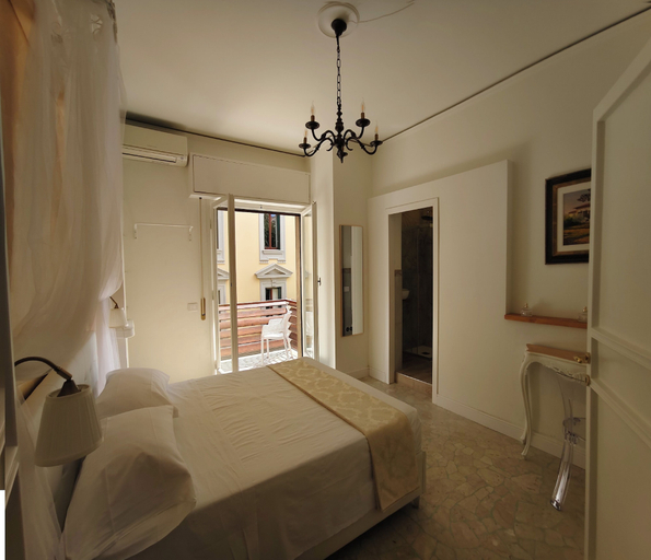 Room 5, B&B Cherubini 13, Florence