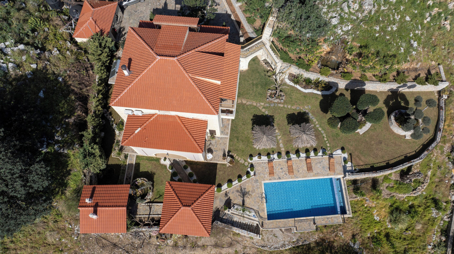 Others 2, Geroulios Kastro Villas, Crete