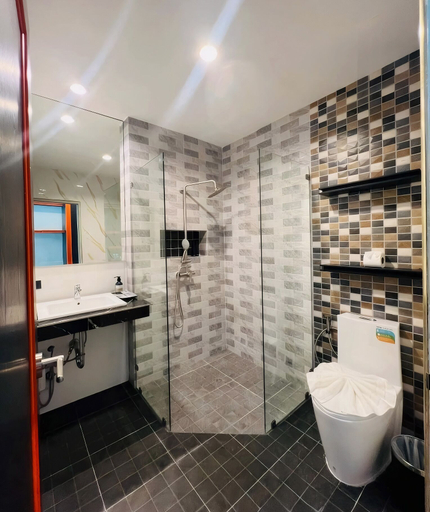 Bathroom 5, WOW PHUKET, Phuket Island