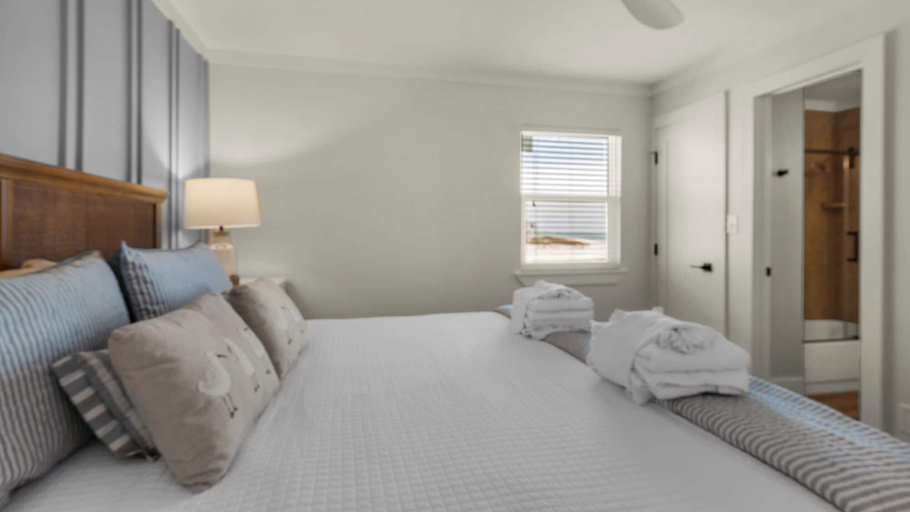 Bedroom 2, Eastern Shores, Walton