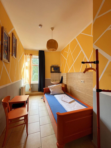 Bedroom 4, Homeplanet Hostel, Leipzig
