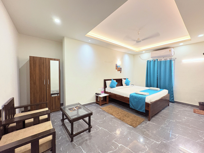 Bedroom 2, HOTEL SEMAYRA Puri, Puri