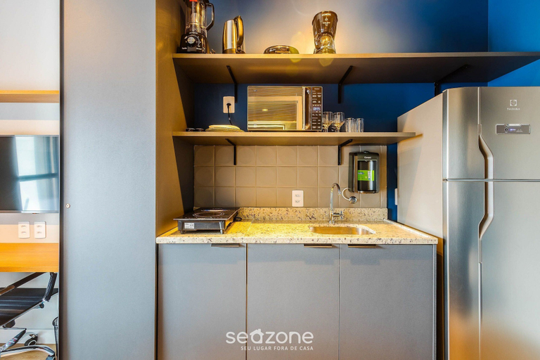 Private kitchen 3, Modern and Fully Equipped Accommodations Near the Metro and Praca da Republica - Dnrs, São Paulo
