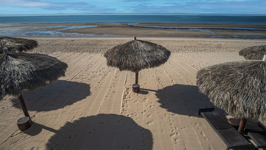 Beach, Luxurious 2 Bedroom Ground Floor Condo W104, Puerto Peñasco