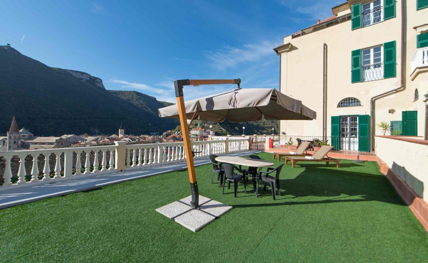 Terrace/patio 4, Casa Vacanze sul Borgo, Savona