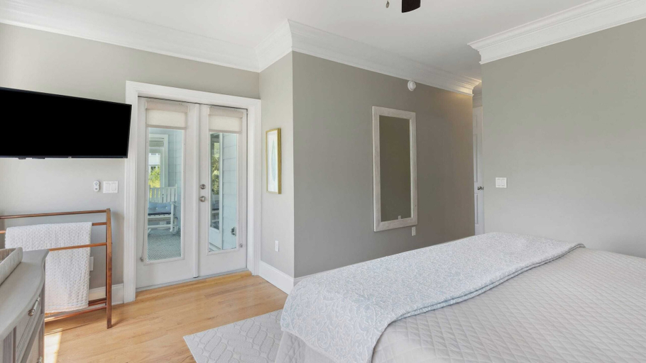 Bedroom 2, 3800 Cameron Boulevard Avantstay Pool, Ocean Views, Deck, Charleston