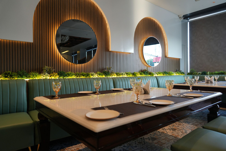 Restaurant 4, The Regent Hotel, Rupnagar
