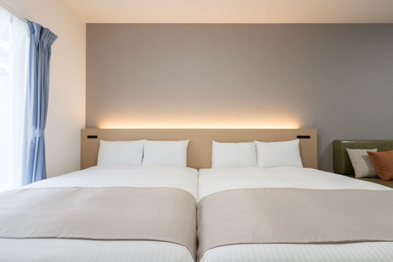 Room 3, Regale Namba, Osaka