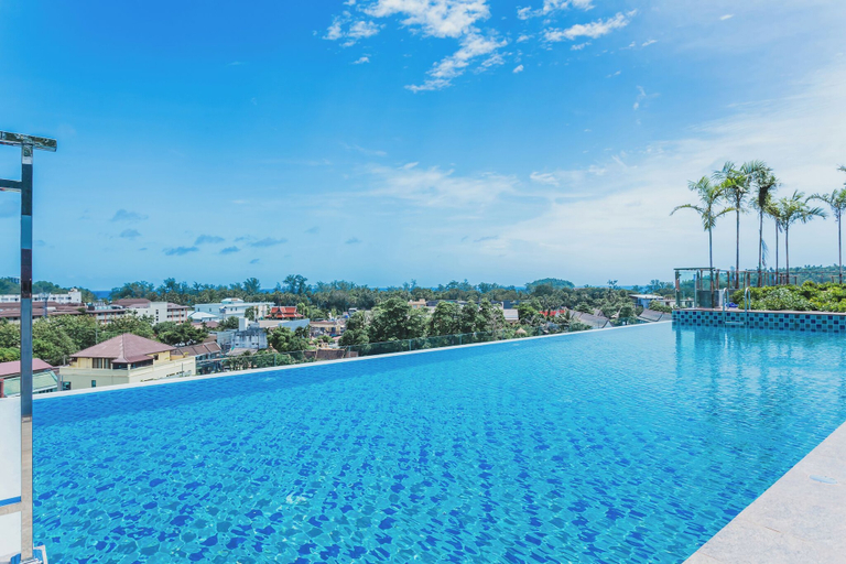 Rooftop pool 4, 1-bedroom Condo in Ozone Condo D307, Pulau Phuket