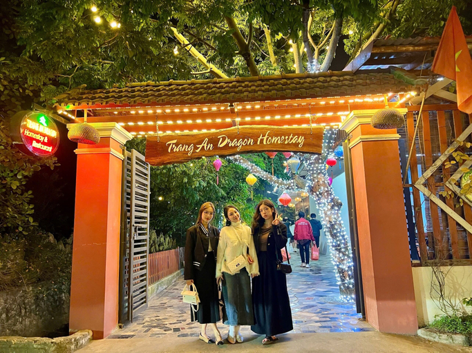 Exterior & Views 2, Tràng An Dragon Homestay, Hoa Lư