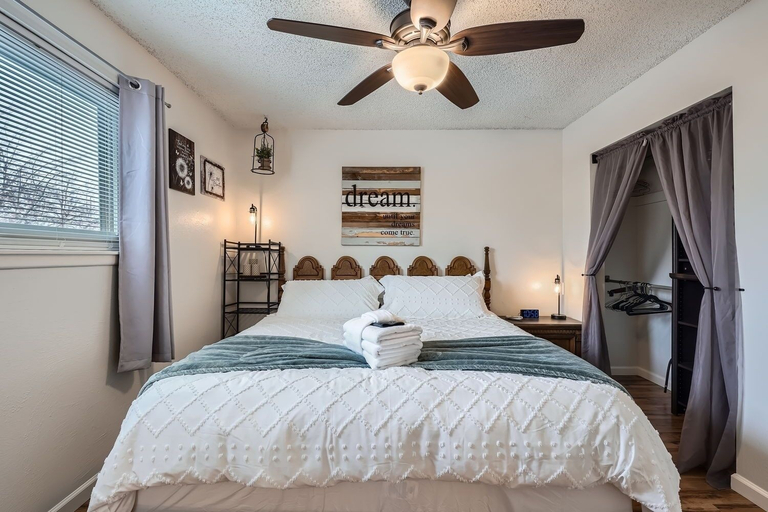 Primary image, Ingalls Circle 3 Bedroom Home, Jefferson