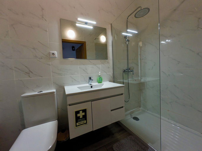 Bathroom 4, Matias Nature - Mountain Lodges in Serra da Estrela, Seia, Seia