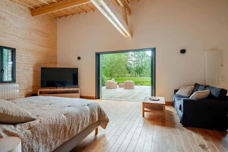 Room 3, Etangs de la Palombière, Val-d'Oise