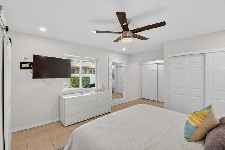 Room 3, Victoria Park's Secret #2 - 6ppl, Broward