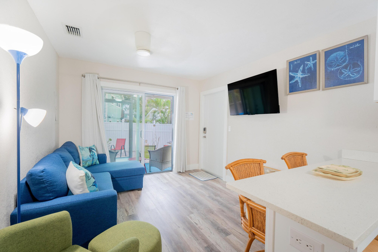 Primary image, Beach Haven South 124, Lee