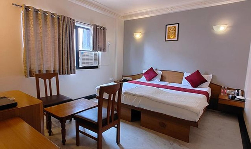 Room 5, Fabhotel Ramesh Inn, Pune