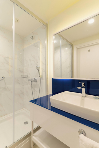 Bathroom 2, Irakli GC, Batumi