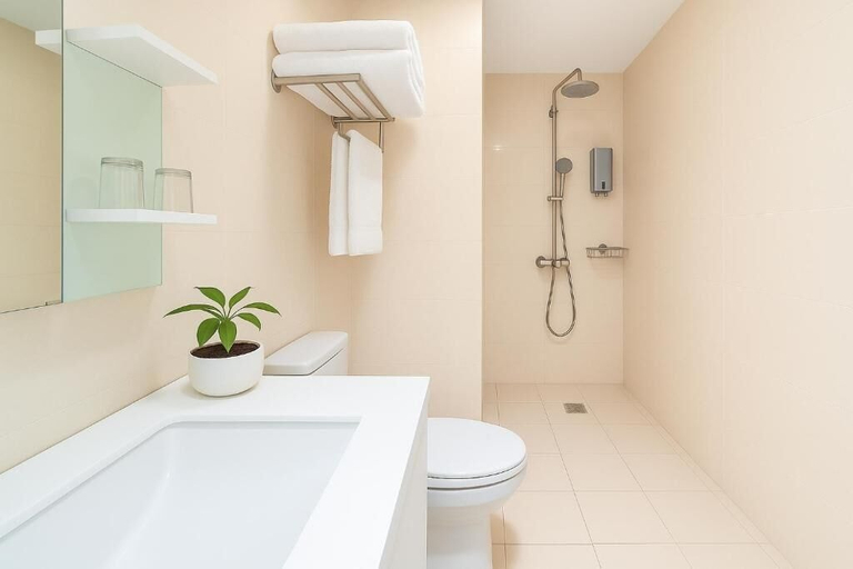 Bathroom 2, La Bonita Hotel & Apartments, District 7