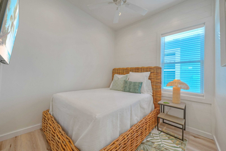 Interior 3, 2 Homes, Sleeps 22 2 Private Pools, Firepit, Steps to Beach Boardwalk Access, Nueces