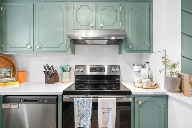 Private kitchen 3, Emerald Horizon by Logan, Montgomery